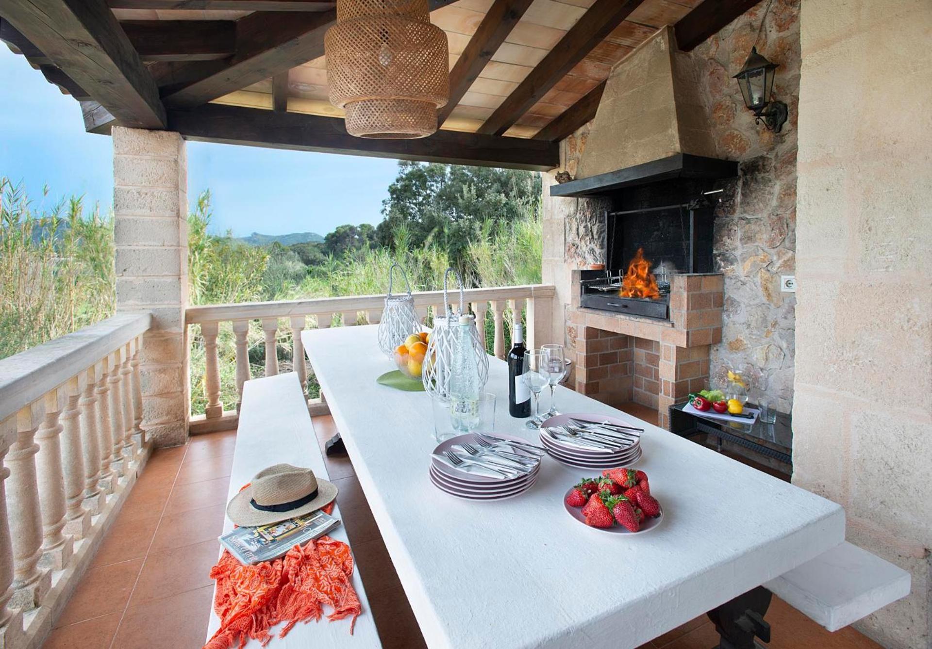 Tanquetes De Xanet By Vintage Travel Villa